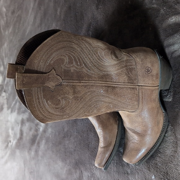 Ariat Brown Leather Western Heeled Boots - Picture 12 of 14